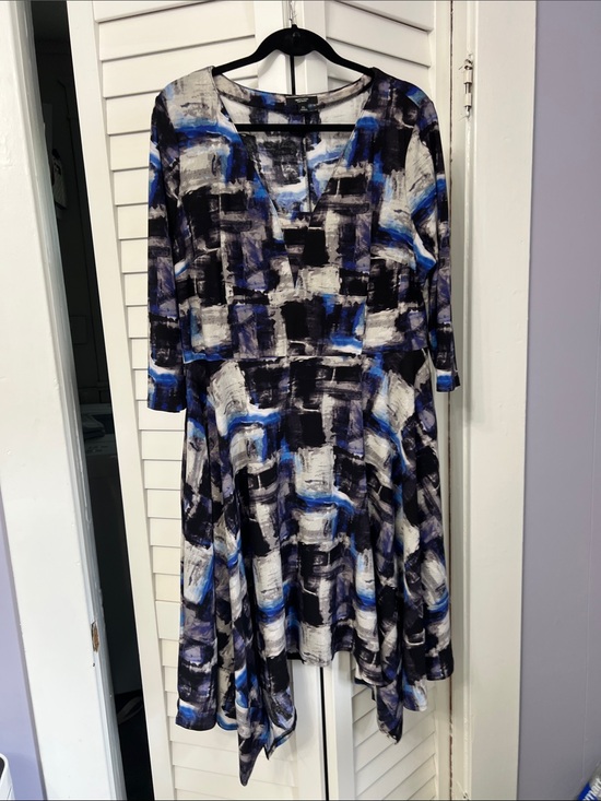 Simply Vera Vera Wang Dresses & Skirts - Simply Vera. Vera wang. Abstract Brushstroke Blue & Black Fit-and-Flare Dress